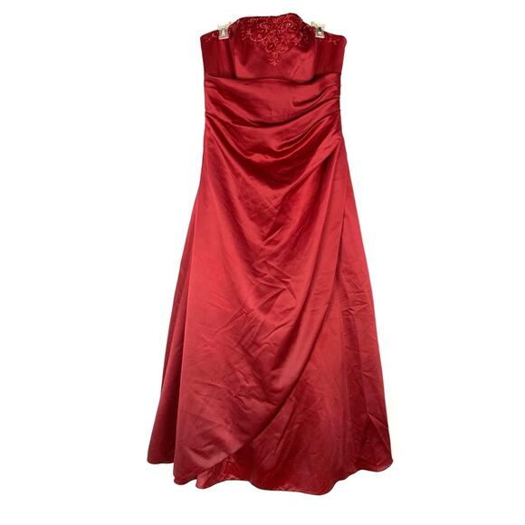 David’s Bridal Cranberry Red Strapless A Line Wrap Gathered Dress - Picture 1 of 14